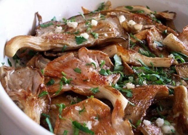 potryasayushhe-vkusno-zharenye-veshenki-v-chesnochnom-marinade-1