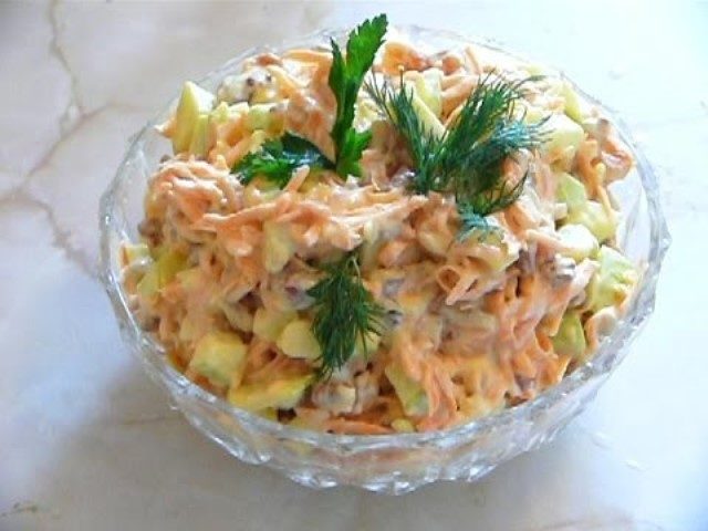 salat-licichka-ppostoj-no-ochen-nezhnyj-i-vkysnyj-salat-1