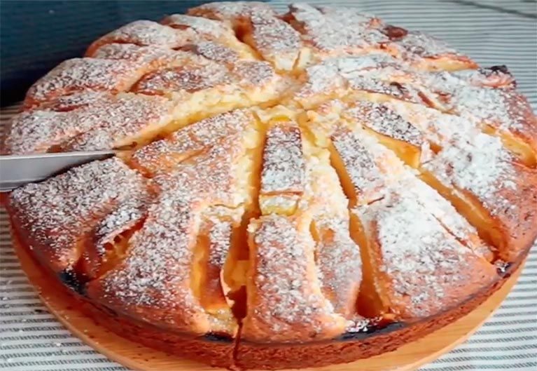 tvorozhnaya_sharlotka_takoj_recept_vy_eshhe_ne_probovali__topvkusniashki_ru