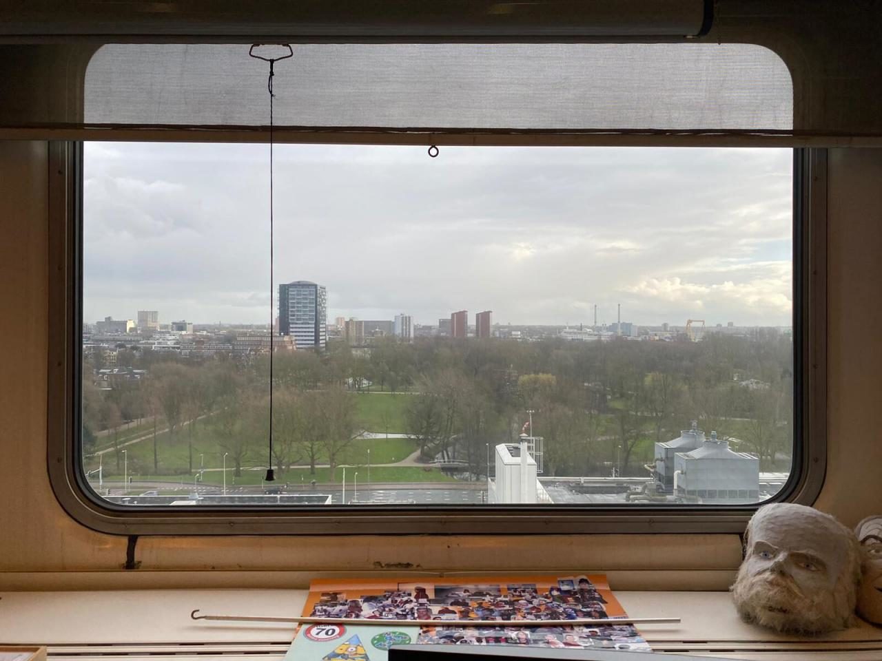 Лайфхак по мытью окон. После него вы полюбите мыть окна! uitzicht-laboratorium-frank-grosveld-erasmus-mc-1600x1200-1
