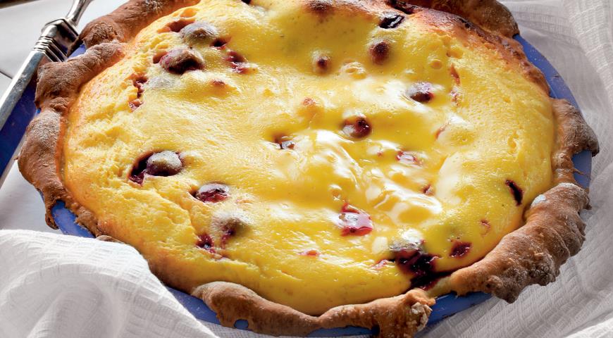 Очень вкусный пирог с черешней Очень вкусный пирог с черешней