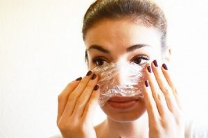 Вот как использовать пищевую пленку! 13 хитрых способов применения чудо-материала. Вот как использовать пищевую пленку! 13 хитрых способов применения чудо-материала.