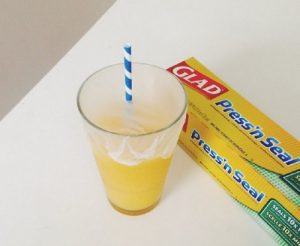 Вот как использовать пищевую пленку! 13 хитрых способов применения чудо-материала. Вот как использовать пищевую пленку! 13 хитрых способов применения чудо-материала.