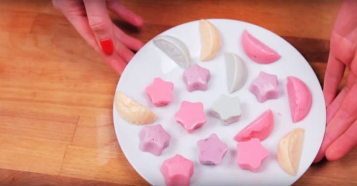 Вкуснейшие желейные конфеты из йогурта. Можно даже на диете!