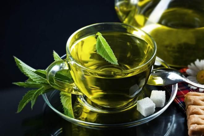 10 простых способов избавиться от чесночного запаха изо рта