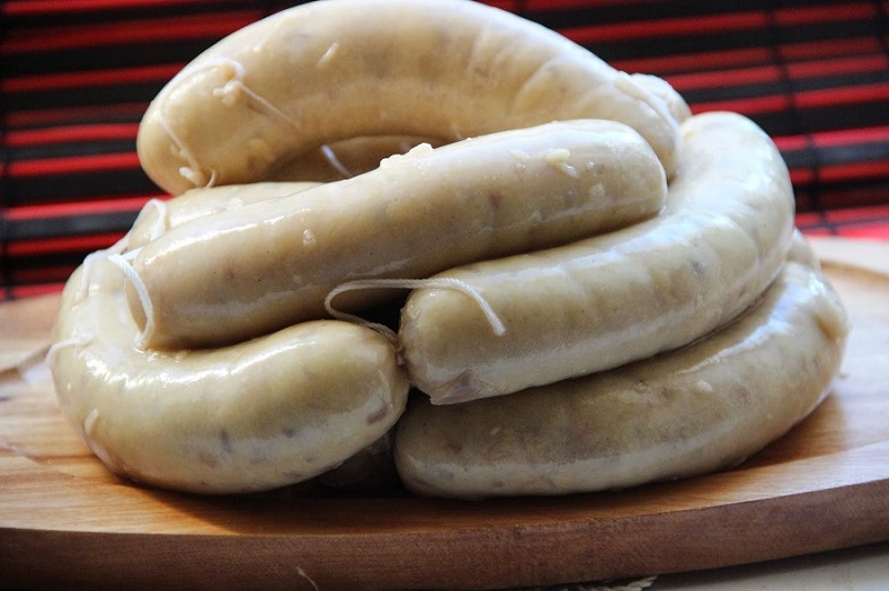 Картофельная колбаска — вкусно, доступно, сытно. Невозможно пройти мимо такой вкусноты. Картофельная колбаска — вкусно, доступно, сытно. Невозможно пройти мимо такой вкусноты.