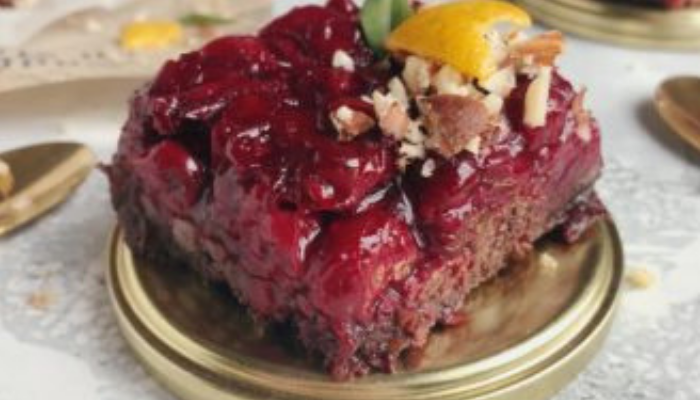 Готовим королевскую шарлотку с яблоками и вишней Готовим королевскую шарлотку с яблоками и вишней