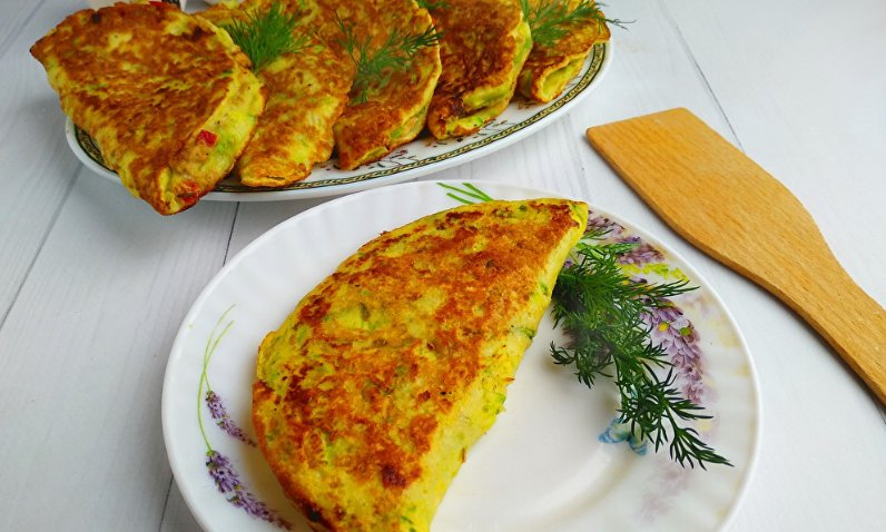 Кабачковые чебуреки с фаршем: 3 рецепта Кабачковые чебуреки с фаршем: 3 рецепта